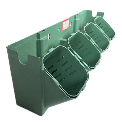 Collegamento di vasi di plastica per il verde verticale nei giardini 40 vasi per metro quadrato