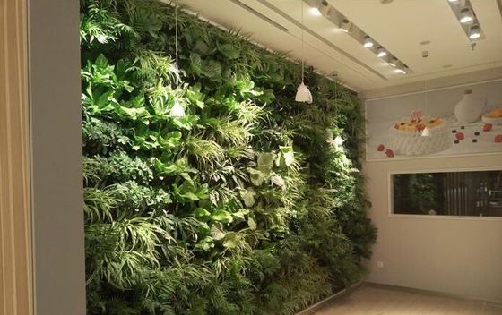 Vaso di fiori in plastica per decorazioni interne e giardini
