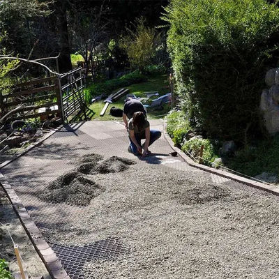 Griglie di pavimentazione permeabile in HDPE verde per l'installazione facile sul vialetto del parcheggio